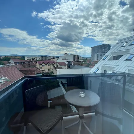 Amy Urban Retreat Withunderground Parking *
